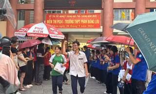 Ảnh: Huyền Trang - Bình An