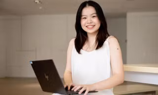 Là nạn nhân của bắt nạt học đường, cô gái tạo ra công cụ AI để chống vấn nạn này