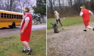 Ông bố dễ thương nhất quả đất: Chuyên mặc đồ cực “dị” đứng đón con gái cho con “xấu hổ”