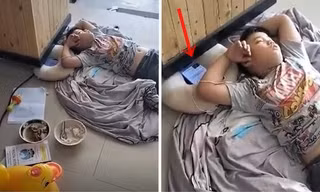 Em học sinh lăn ra ngủ say sưa dù đang thi online, bố còn giúp thanh minh với cô giáo
