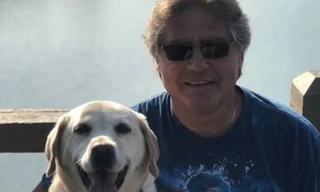 Nằm mơ thấy kẻ trộm đột nhập, một người tự tấn công mình đến mức bị thương