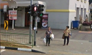 Chàng trai “ghé thăm” người bà đã mất bằng cách dùng Google Maps, khiến ai cũng xúc động