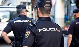 Tội phạm tống tiền tình dục ở Tây Ban Nha thường đòi nạn nhân trả bao nhiêu tiền?