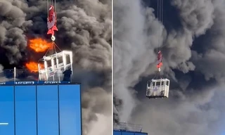 Video cứu người mắc kẹt trên nóc tòa nhà cháy ngùn ngụt bằng cần cẩu như trong phim