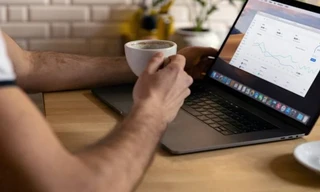 Được đề nghị ở nhà làm online, nhân viên kiện công ty vì tội “xâm phạm gia cư”