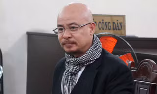 Ông Đặng Lê Nguyên Vũ đến tòa hòa giải ly hôn lần 2