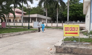 Mẹ bệnh nhân 1440 trải lòng về hành trình vượt biên của con trai 