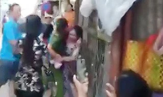 Nữ trưởng công an phường xô xát với dân, bị tố ngăn cản tiểu thương buôn bán