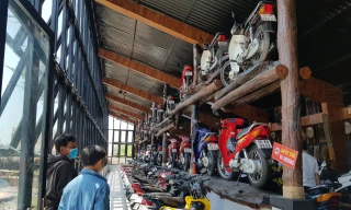 Mê mẩn bộ sưu tập 500 chiếc xe máy biển số 'khủng' 