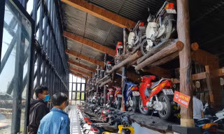 Mê mẩn bộ sưu tập 500 chiếc xe máy biển số 'khủng' 