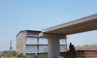 'Tiếp tay’ xây nhà lấn chiếm nút giao, phó Bí thư huyện bị đề nghị xử lý 