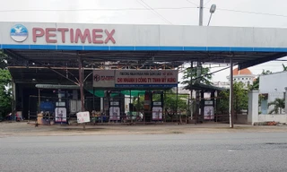 Sóc Trăng họp báo vụ bắt đại gia Trịnh Sướng về hành vi sản xuất, buôn xăng giả