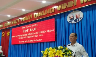  Sóc Trăng không nhận lẵng hoa chúc mừng Đại hội