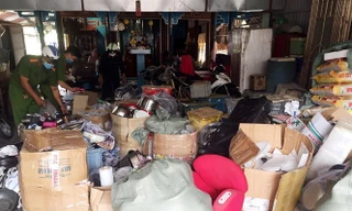 Kỷ luật thượng tá Biên phòng liên quan kho hàng nghi nhập lậu tại nhà