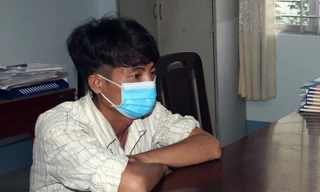 Thịnh tại cơ quan công an.