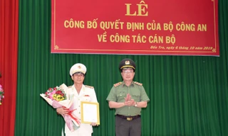 Công bố quyết định của Bộ trưởng Công an về công tác cán bộ