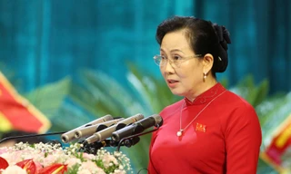 Bà Lê Thị Thủy tái cử giữ chức Bí thư Tỉnh ủy Hà Nam. Ảnh: Mạnh Thắng