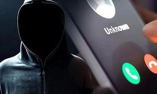 Mạo danh công an gọi video call ‘ốp’ nam sinh lấy hơn 7 tỷ đồng của gia đình 