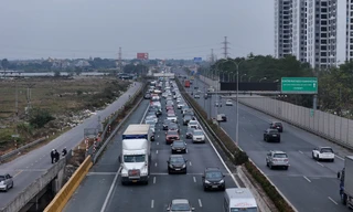 Ùn dài 3km tại lối ra cao tốc Pháp Vân-Cầu Giẽ trong ngày cuối kỳ nghỉ Tết