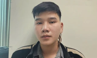 Bắt đối tượng 'thông chốt', tông gãy chân cán bộ tổ công tác 141H