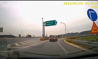 Nữ tài xế lái ô tô ngược chiều trên đường dẫn vào cao tốc khai 'đi theo Google map'