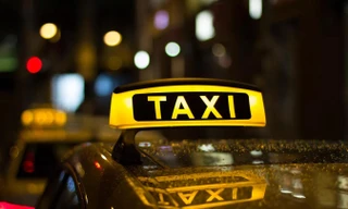 Hà Nội: Triệu tập tài xế taxi 'chặt chém' du khách nước ngoài 