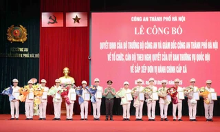 Công an Hà Nội ra mắt 126 Trưởng Công an cấp xã 