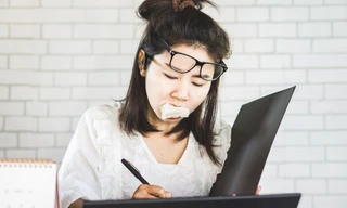 Tưởng tiết kiệm thời gian hóa ra còn phiền gấp đôi, như bỏ ống thời gian vào heo đất thủng