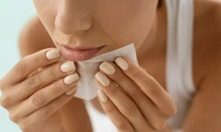 Sở hữu cả “giếng dầu” trên mặt, làm sao đây nếu bạn phải đi ra ngoài đường cả ngày?