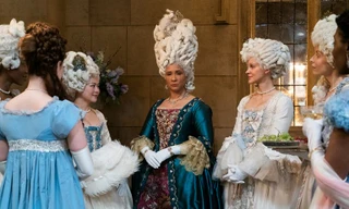 “Bridgerton“: 7.500 bộ trang phục vương giả lộng lẫy và những bí mật hậu trường giờ mới kể