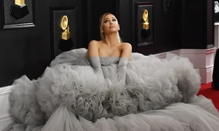 Haute Couture - cuộc chơi lỗ vốn của các nhà mốt, vậy mà khách muốn mua đôi khi không bán