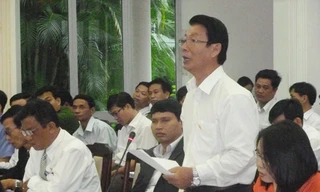 Công chức ở biệt thự, nhà lầu vẫn làm đơn xin ...chung cư