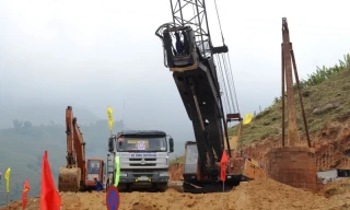 Khởi công xây dựng cây cầu Móng Sến.