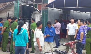 Người dân và lực lượng chức năng có mặt tại nhà chị Kpă H'Ven