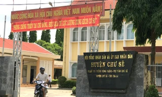 Trụ sở UBND huyện Chư Sê