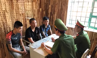 Công an làm việc với 3 đối tượng cho vay lãi nặng đến từ TP Hà Nội
