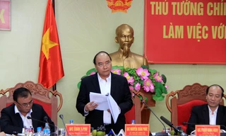 Thủ tướng Nguyễn Xuân Phúc phát biểu chỉ đạo tại buổi làm việc.