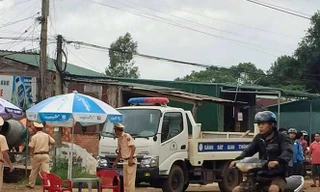 Hiện trường vụ tai nạn làm chị H. tử vong. Ảnh Vũ Long