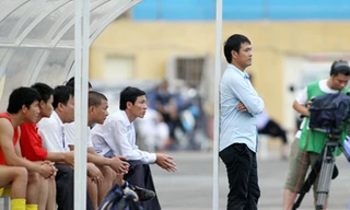 Hữu Thắng dưới sức ép nghìn cân