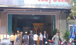 Một phụ nữ bị điện giật chết khi đang tắm