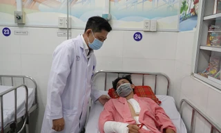 Bệnh nhân được cứu sống sau khi trải qua cuộc đại phẫu kéo dài 14 tiếng.