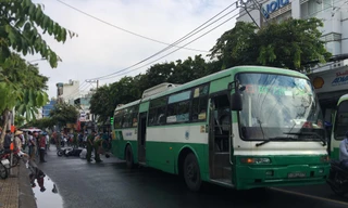 Hiện trường xe buýt cán chết nữ sinh.