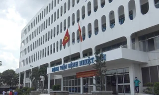 Bệnh viện Bệnh Nhiệt đới TPHCM đang bị tạm phong tỏa.