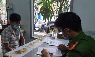 Bùi Ngọc Kính tại Công an.