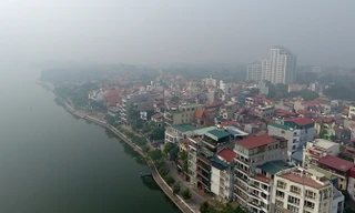 Hà Nội huyền ảo trong sương mù dày đặc