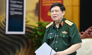 Bộ trưởng Quốc phòng Ngô Xuân Lịch phát biểu tại buổi làm việc với Tập đoàn Viettel, sáng 7/7.