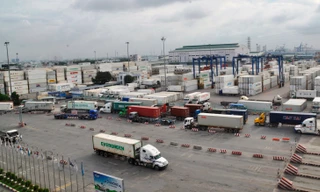 Một góc khu Tân Cảng Sài Gòn ngày 12/7. Ảnh: Việt Văn.