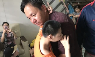 Lời hứa của Đặng Hữu Nghị, người cha có hai con bị bại não