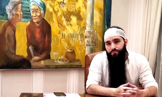 Đạo diễn Jordan Vogt-Roberts trở về Mỹ sau 10 ngày điều trị ở Việt Nam.