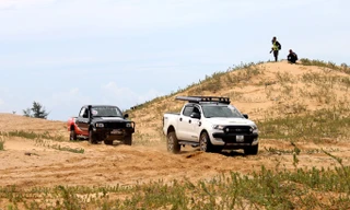 120 tay đua xe địa hình tranh tài nghẹt thở trên đồi cát Ninh Thuận